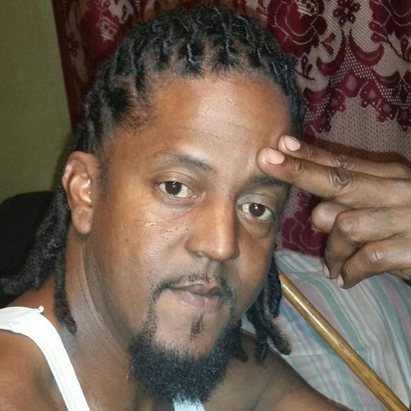 Meet your Posher, Floyd - Picture 1 of 1